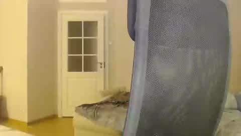 Snapshot of amoremeoww chatting on 01.28.25 miss unforgettable online show from 01.28.25