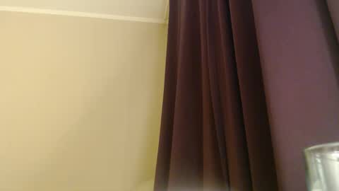 Snapshot of amoremeoww chatting on 01.28.25 miss unforgettable online show from 01.28.25