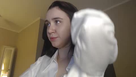 Snapshot of amoremeoww chatting on 02.09.25 miss unforgettable online show from 02.09.25