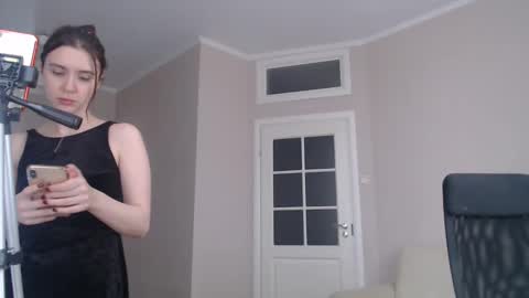 Snapshot of amoremeoww chatting on 03.05.25 miss unforgettable online show from 03.05.25