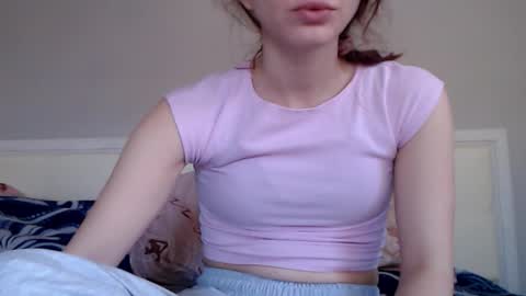 Snapshot of amoremeoww chatting on 10.09.25 miss unforgettable online show from 10.09.25