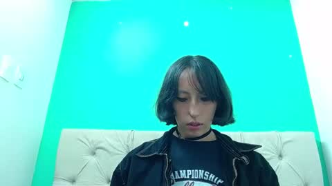 Snapshot of amoremerchmar chatting on 06.15.26 amoremerchmar online show from 06.15.26