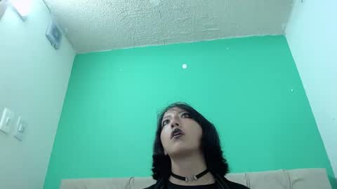 Snapshot of amoremerchmar chatting on 06.17.26 amoremerchmar online show from 06.17.26