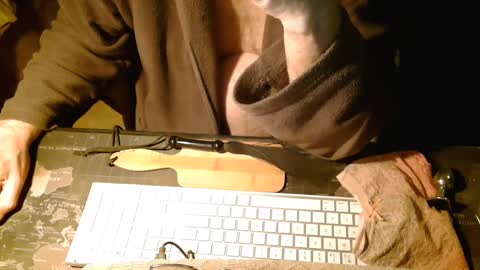 amslave4f online show from 02.01.25