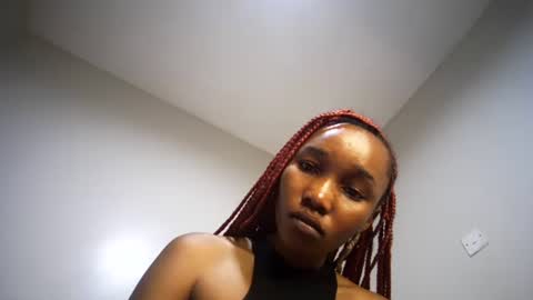 Snapshot of amunetlover chatting on 12.03.25 shantel online show from 12.03.25