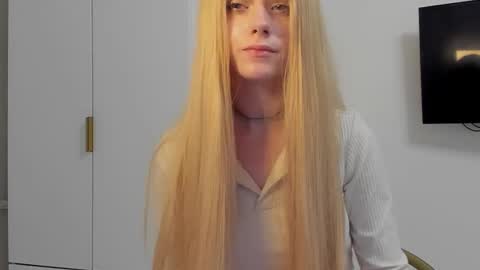 amy1_1 online show from 09.25.25