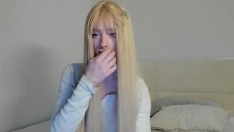 amy1_1 online show from 10.14.25