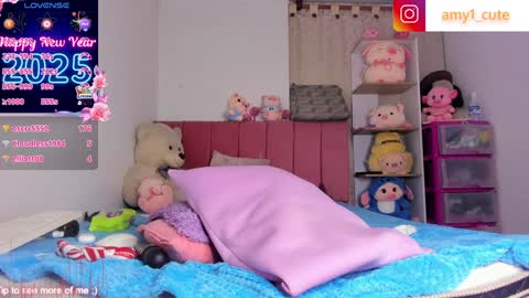 Snapshot of amy1cute chatting on 01.18.25 Amy online show from 01.18.25