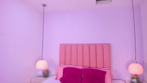 Aleja   online show from 11.14.25