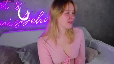 Snapshot of amy_kimberlly chatting on 09.22.25 Amy online show from 09.22.25