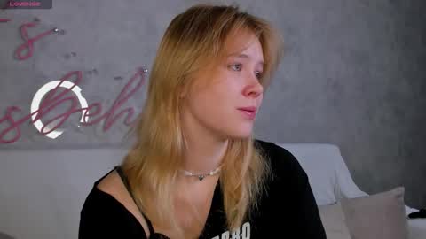 Snapshot of amy_kimberlly chatting on 09.24.25 Amy online show from 09.24.25