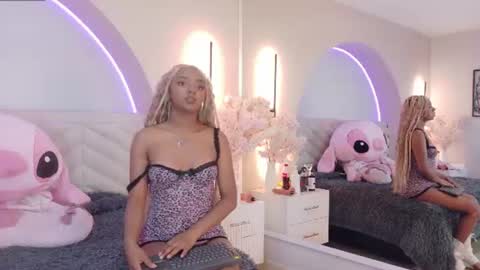 Amy online show from 06.12.26