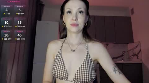 Snapshot of amy_sparkle chatting on 10.09.25 Miriam online show from 10.09.25