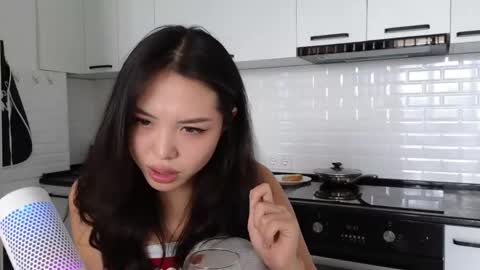girl next door named Amy online show from 01.15.25