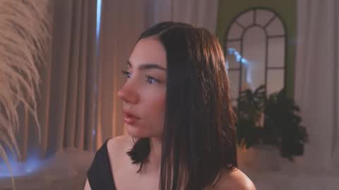 Amy Armstrong online show from 11.25.25