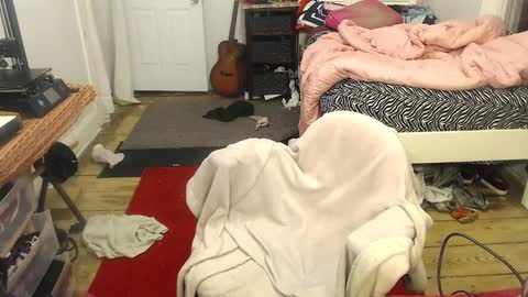 Snapshot of amyattack chatting on 01.16.25 Trashely Gimpson online show from 01.16.25