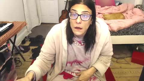 Snapshot of amyattack chatting on 01.24.25 Trashely Gimpson online show from 01.24.25