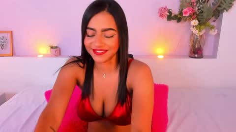 My name is AMY... Nice to meet you  thumb up me please its important online show from 12.12.24