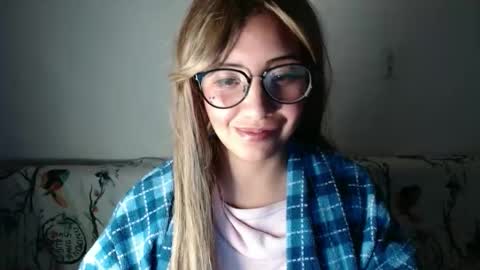 Snapshot of amycosplay99 chatting on 12.24.24 amycosplay99 online show from 12.24.24