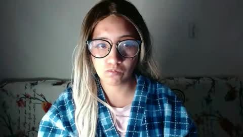 Snapshot of amycosplay99 chatting on 12.27.24 amycosplay99 online show from 12.27.24