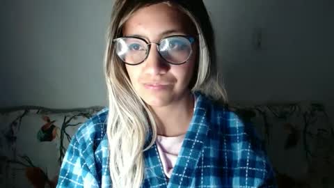 Snapshot of amycosplay99 chatting on 12.28.24 amycosplay99 online show from 12.28.24