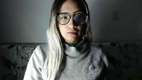 Snapshot of amycosplay99 chatting on 12.31.24 amycosplay99 online show from 12.31.24