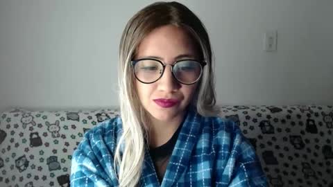 Snapshot of amycosplay99 chatting on 01.26.25 amycosplay99 online show from 01.26.25