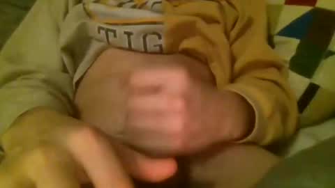 Snapshot of amygolds chatting on 11.28.25 Nick online show from 11.28.25