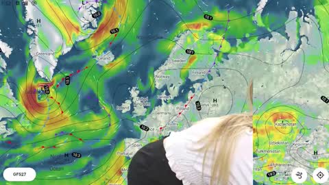 Snapshot of amylanee chatting on 10.23.25 amylanee online show from 10.23.25