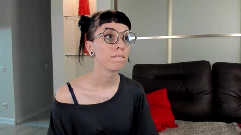 Amy online show from 09.09.25