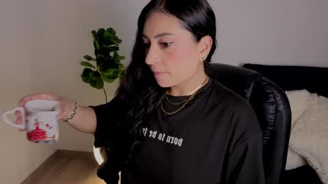 Aleja  online show from 11.16.25