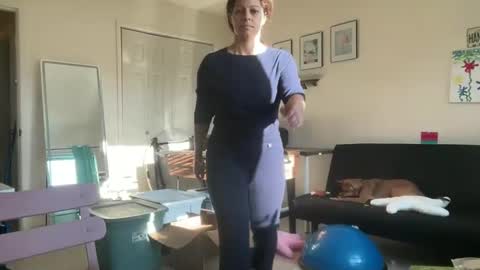 Amy Smilez online show from 12.04.24