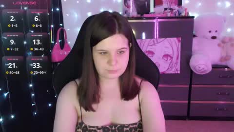 Snapshot of amyvibes chatting on 09.14.25 amyvibes online show from 09.14.25
