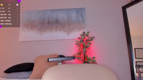 IG amyw0w   online show from 01.11.25