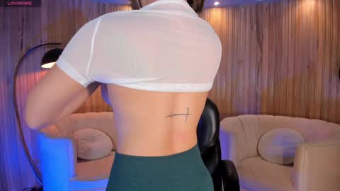 AMY WALKER online show from 01.20.25