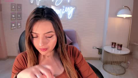    online show from 01.25.25