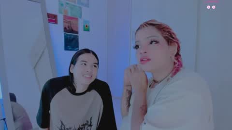 Snapshot of amyy_rouse chatting on 08.02.26 Collinns online show from 08.02.26
