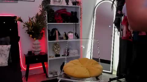 AmyDiamond online show from 06.10.26