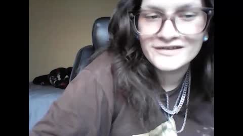 an_e333 online show from 10.13.25