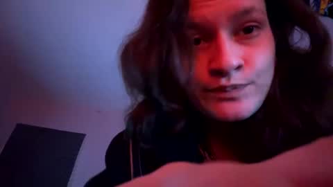 Snapshot of an_e333 chatting on 11.10.25 an_e333 online show from 11.10.25