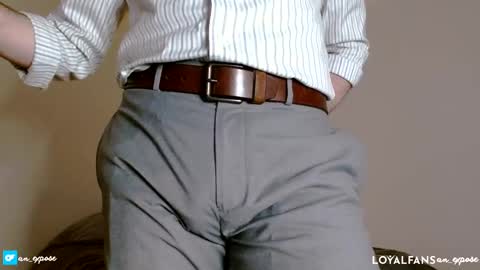 Snapshot of an_expose chatting on 12.09.24 an expos online show from 12.09.24