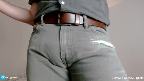 Snapshot of an_expose chatting on 02.09.25 an expos online show from 02.09.25