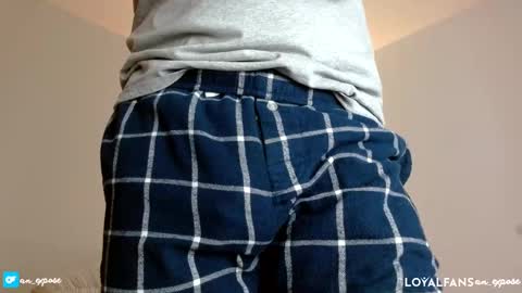 Snapshot of an_expose chatting on 03.01.25 an expos online show from 03.01.25