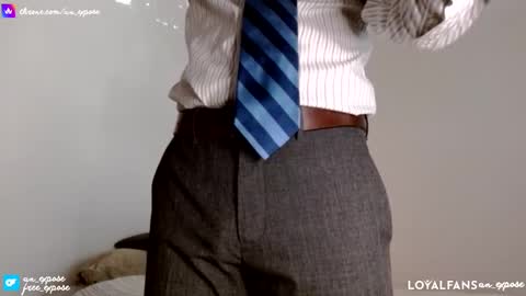 Snapshot of an_expose chatting on 09.15.25 an expos online show from 09.15.25