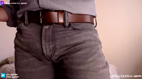 Snapshot of an_expose chatting on 10.18.25 an expos online show from 10.18.25