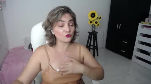  Ana  online show from 02.10.25