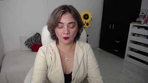  Ana  online show from 03.05.25