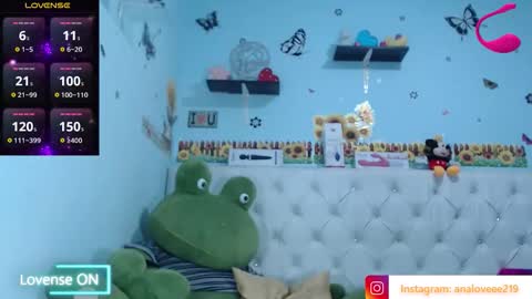 Ana lopez - Cameltoe girl  online show from 01.06.26