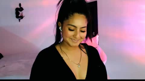 Snapshot of ana_ricciardi chatting on 12.10.24 Ana Ricciardi online show from 12.10.24