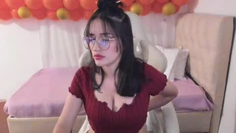 Snapshot of ana_ruuh chatting on 02.23.25 Im anna but you can call me as you want online show from 02.23.25